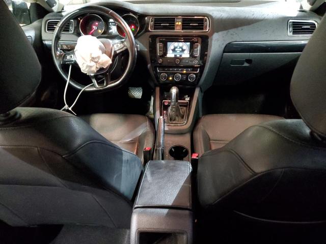 Sedans VOLKSWAGEN JETTA 2015 Szary