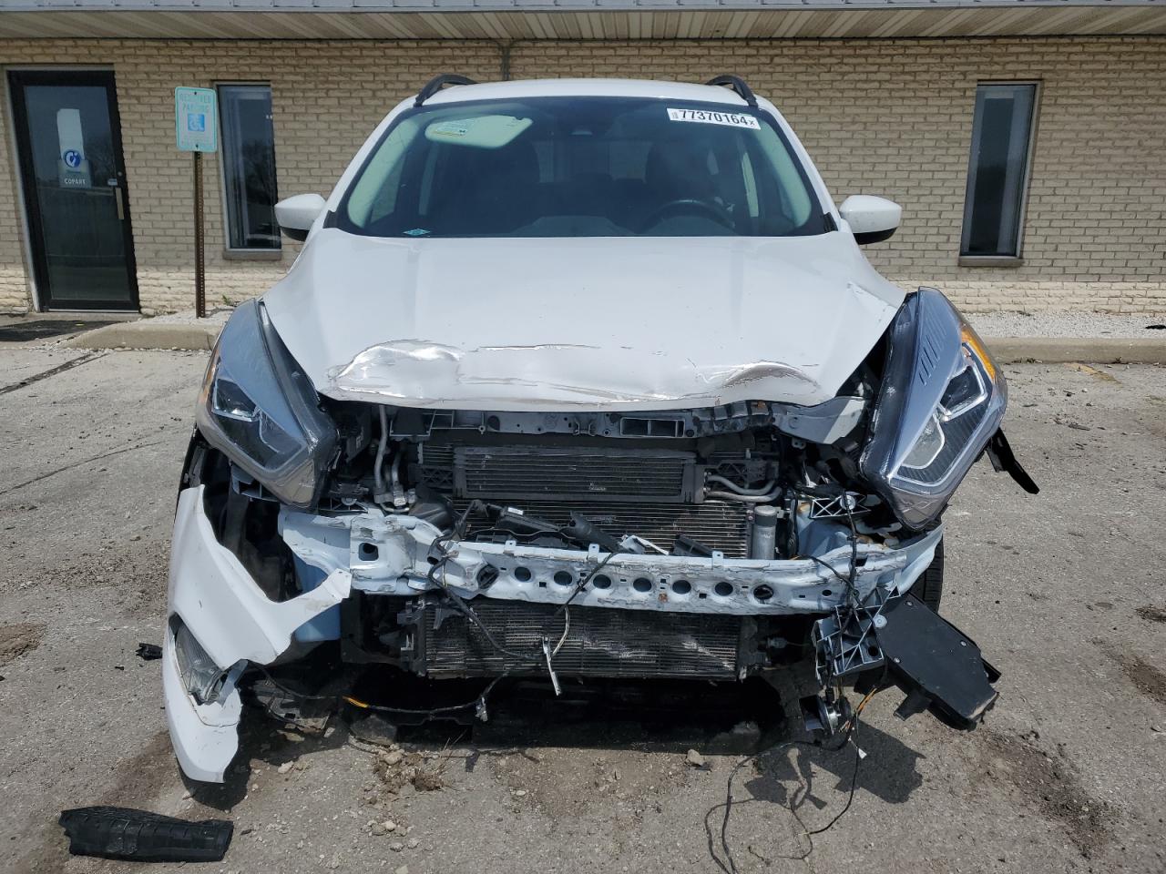 1FMCU9HD4KUA08106 FORD ESCAPE 2019