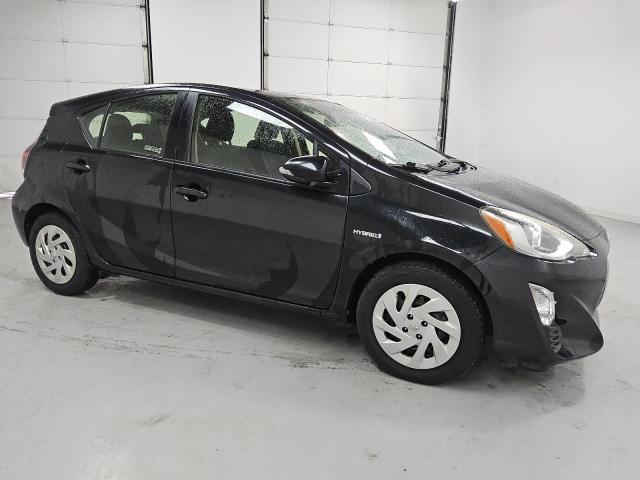  TOYOTA PRIUS 2016 Черный