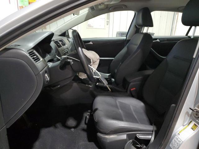  VOLKSWAGEN JETTA 2012 Srebrny
