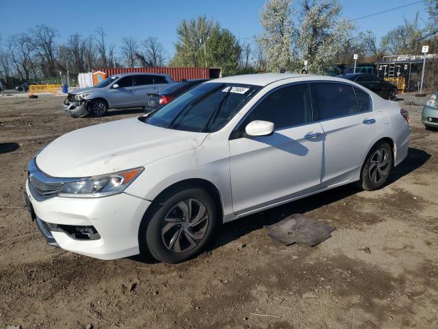 Седаны HONDA ACCORD 2017 Белы