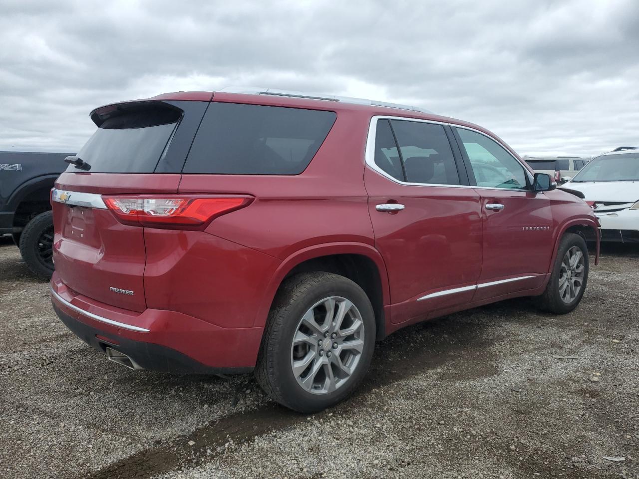 1GNEVKKW1KJ162308 CHEVROLET TRAVERSE 2019