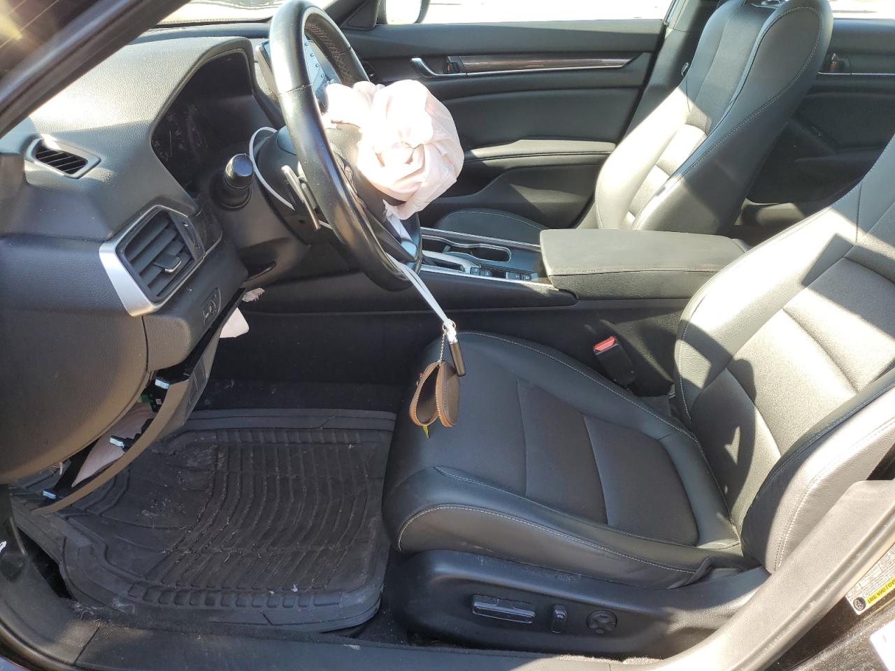 1HGCV1F30NA086693 HONDA ACCORD 2022