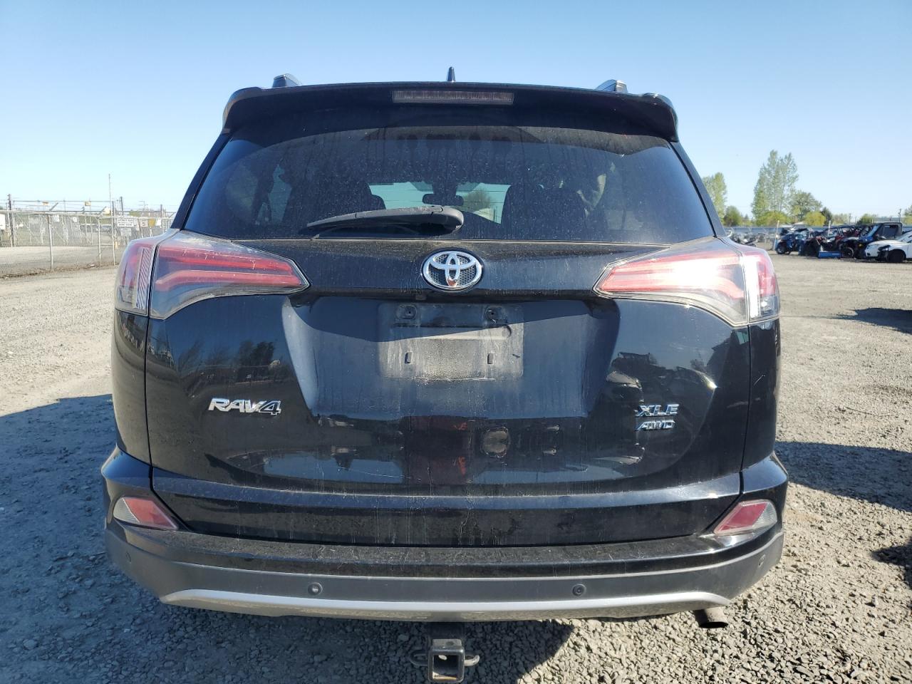 2T3RFREV2HW634674 TOYOTA RAV4 2017