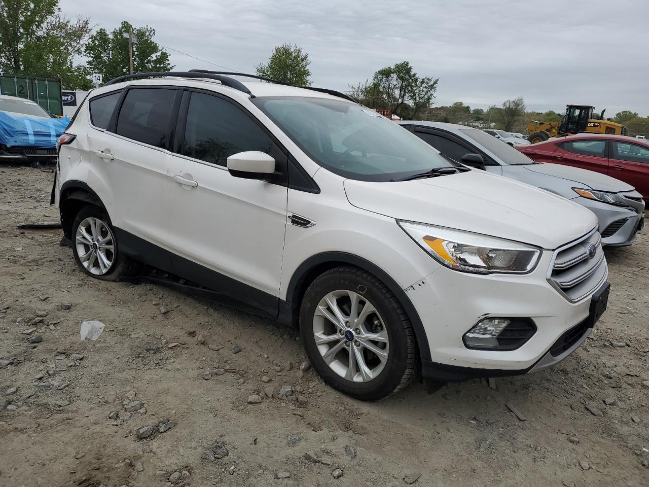 1FMCU0GD2JUB95289 FORD ESCAPE 2018