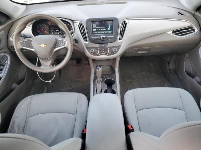  CHEVROLET MALIBU 2018 Srebrny