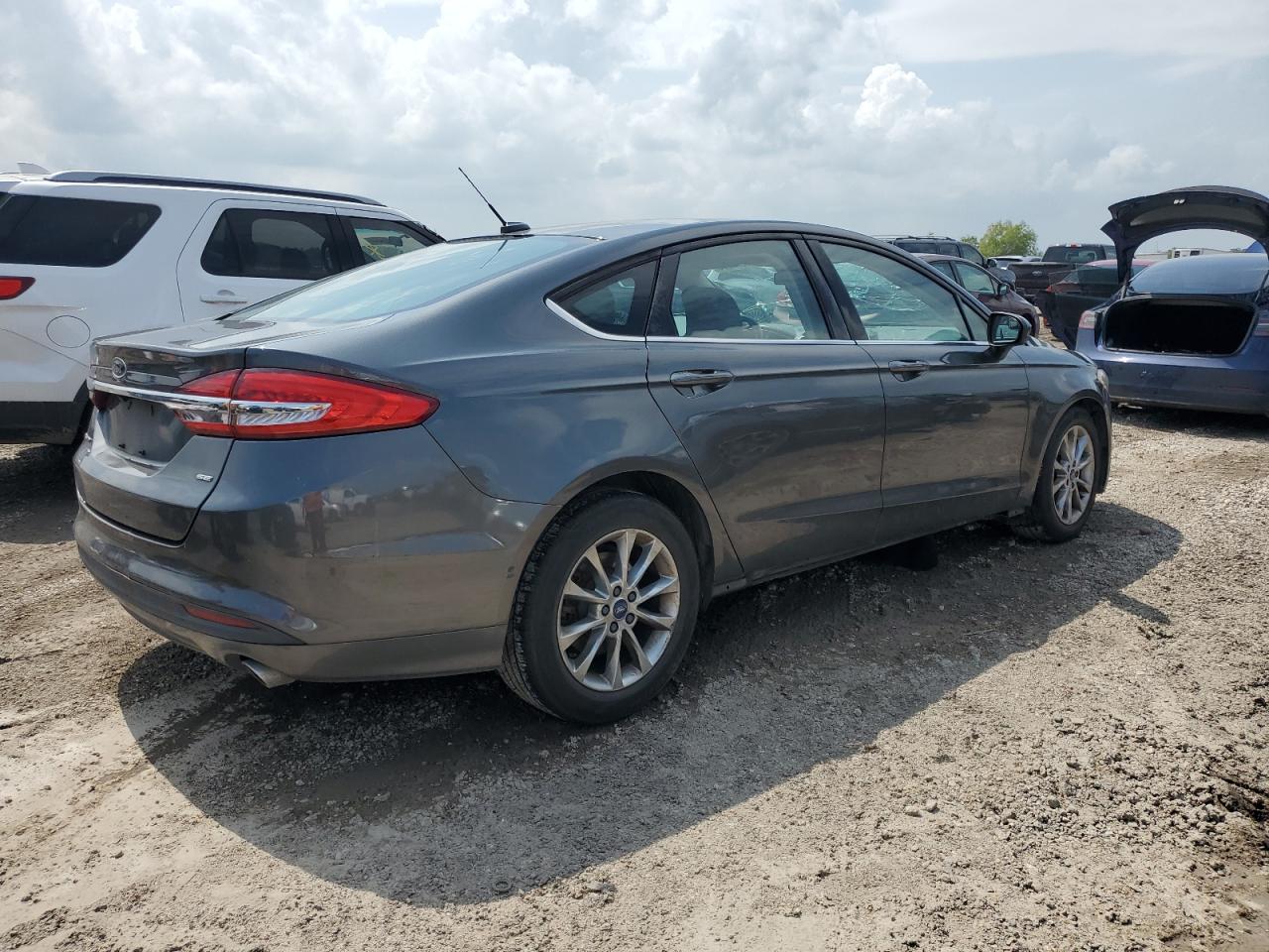 3FA6P0H72HR241728 FORD FUSION 2017