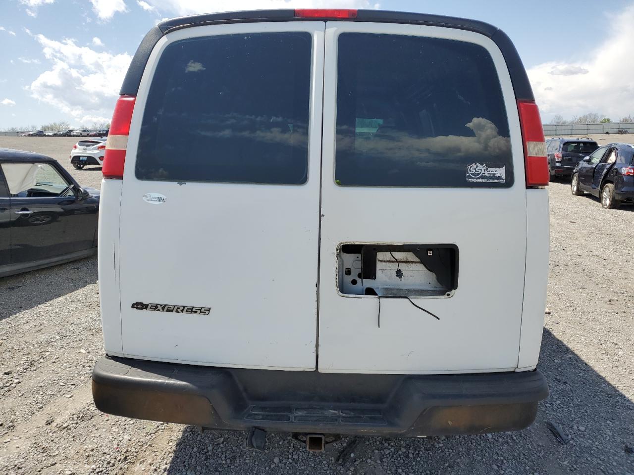 2008 Chevrolet Express G1500 VIN: XGCFG15X681173190 Lot: 52722025