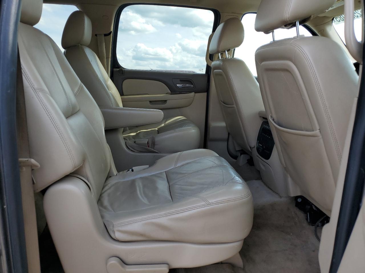 2012 Chevrolet Suburban K1500 Lt VIN: 1GNSKJE77CR240491 Lot: 52559985