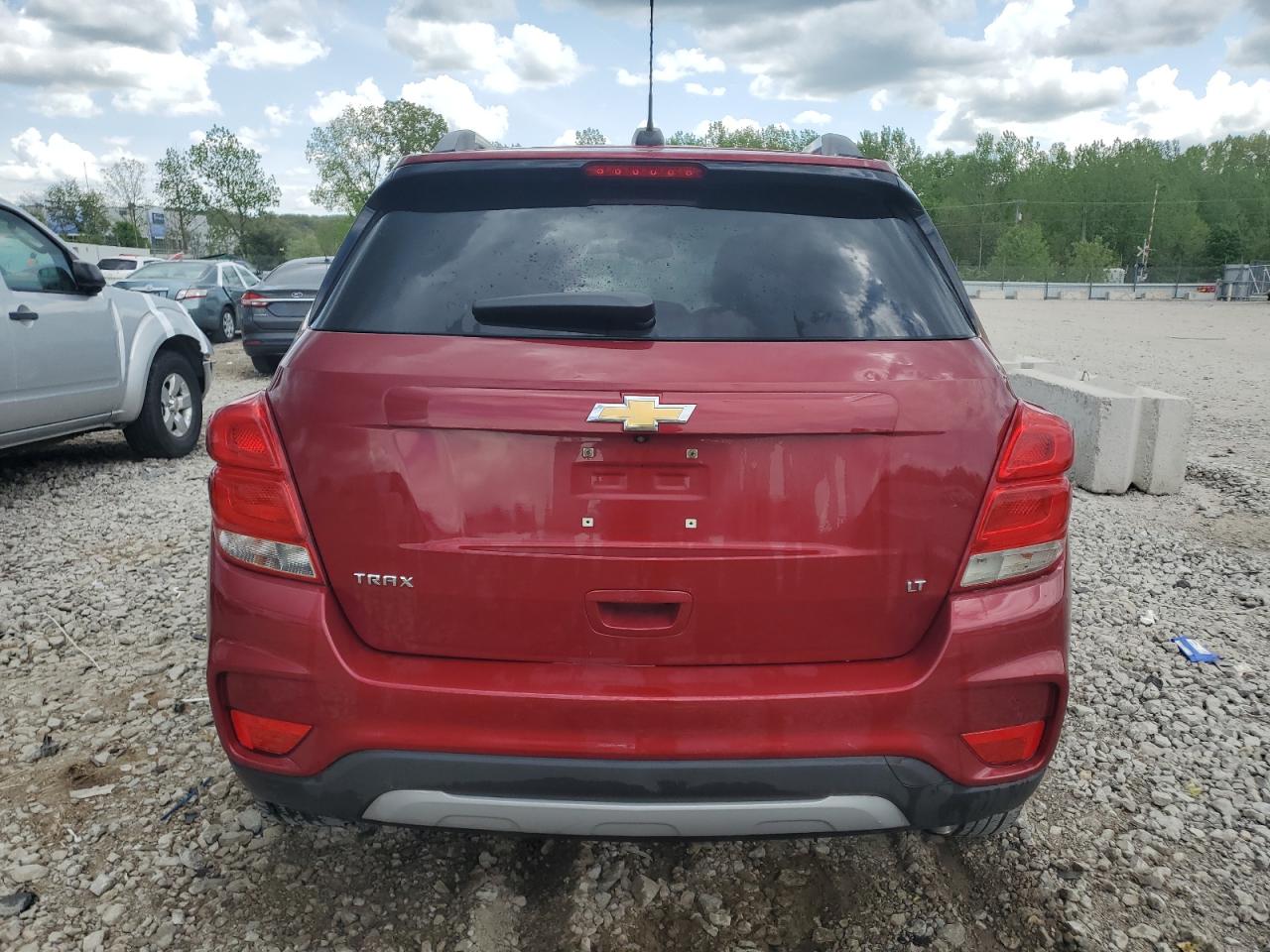 3GNCJLSB1KL124074 CHEVROLET TRAX 2019