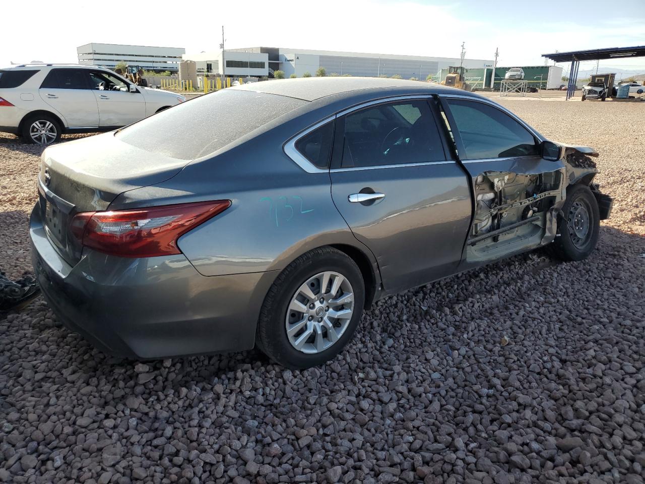 1N4AL3AP7JC101051 NISSAN ALTIMA 2018