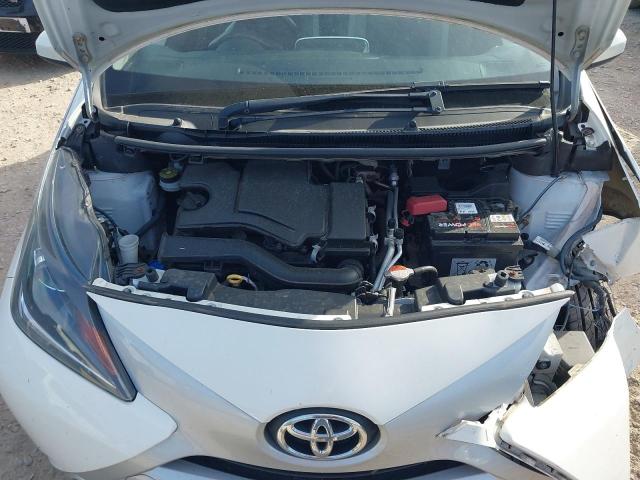 2016 TOYOTA AYGO X-PUR