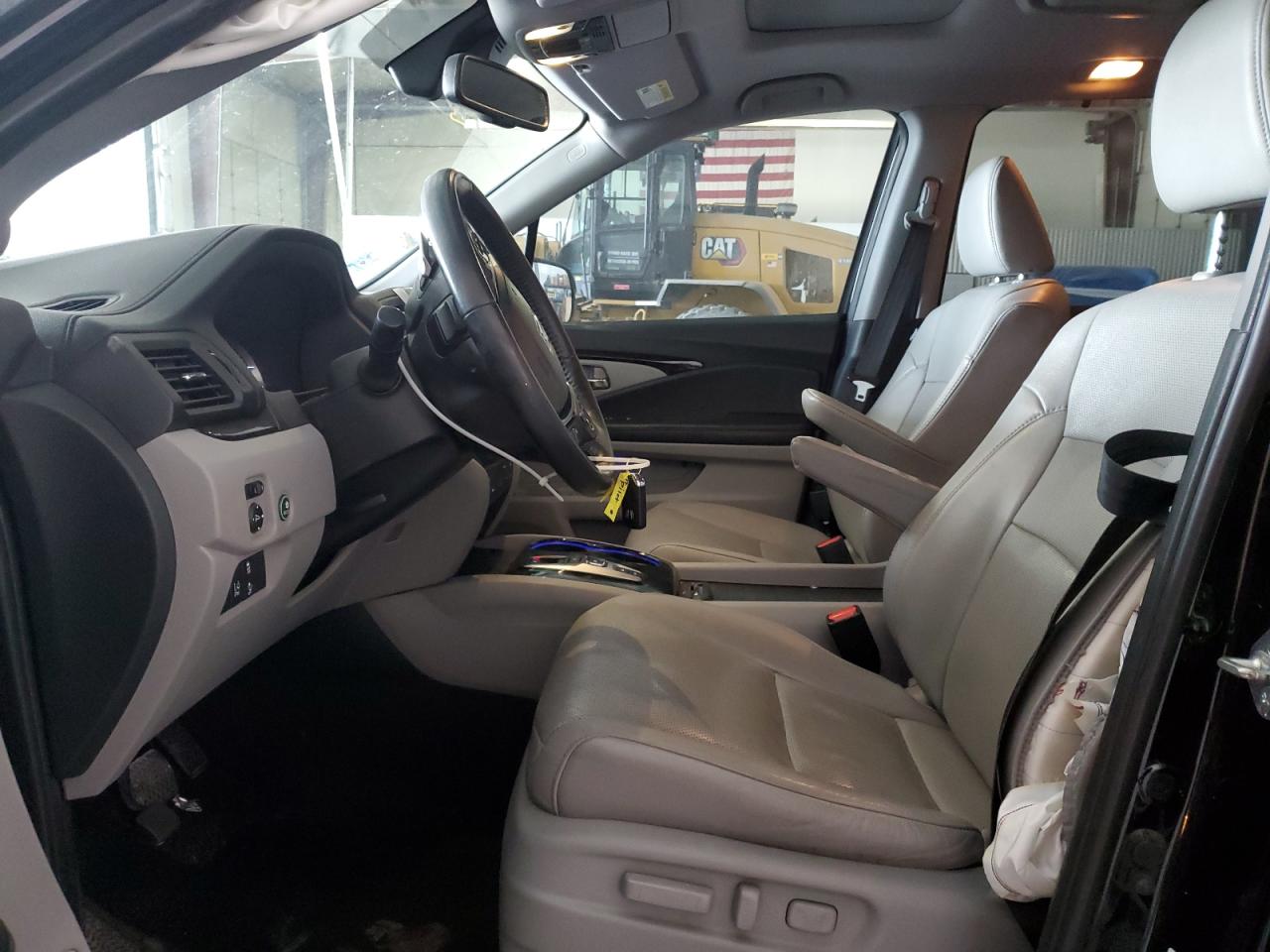 5FNYF6H0XHB060891 HONDA PILOT 2017