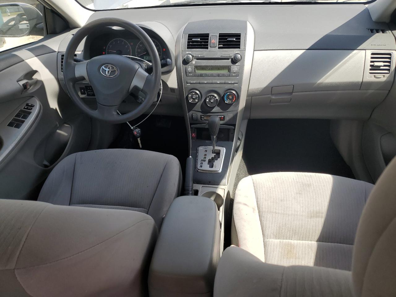 2010 Toyota Corolla Base VIN: JTDBU4EE6AJ067173 Lot: 52177705