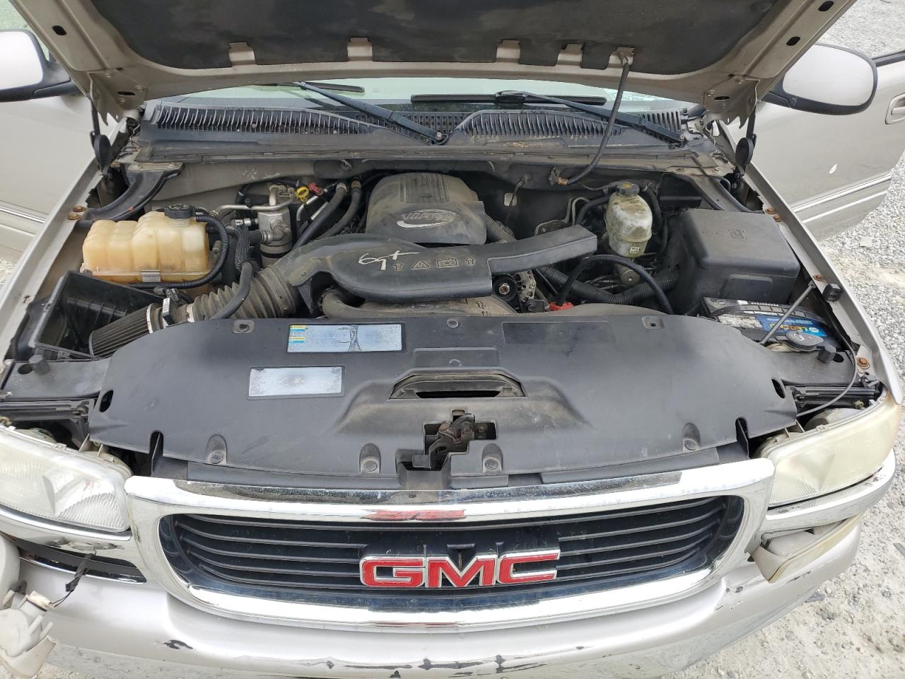 2004 GMC Yukon VIN: 1GKEC13V04R318555 Lot: 51705705