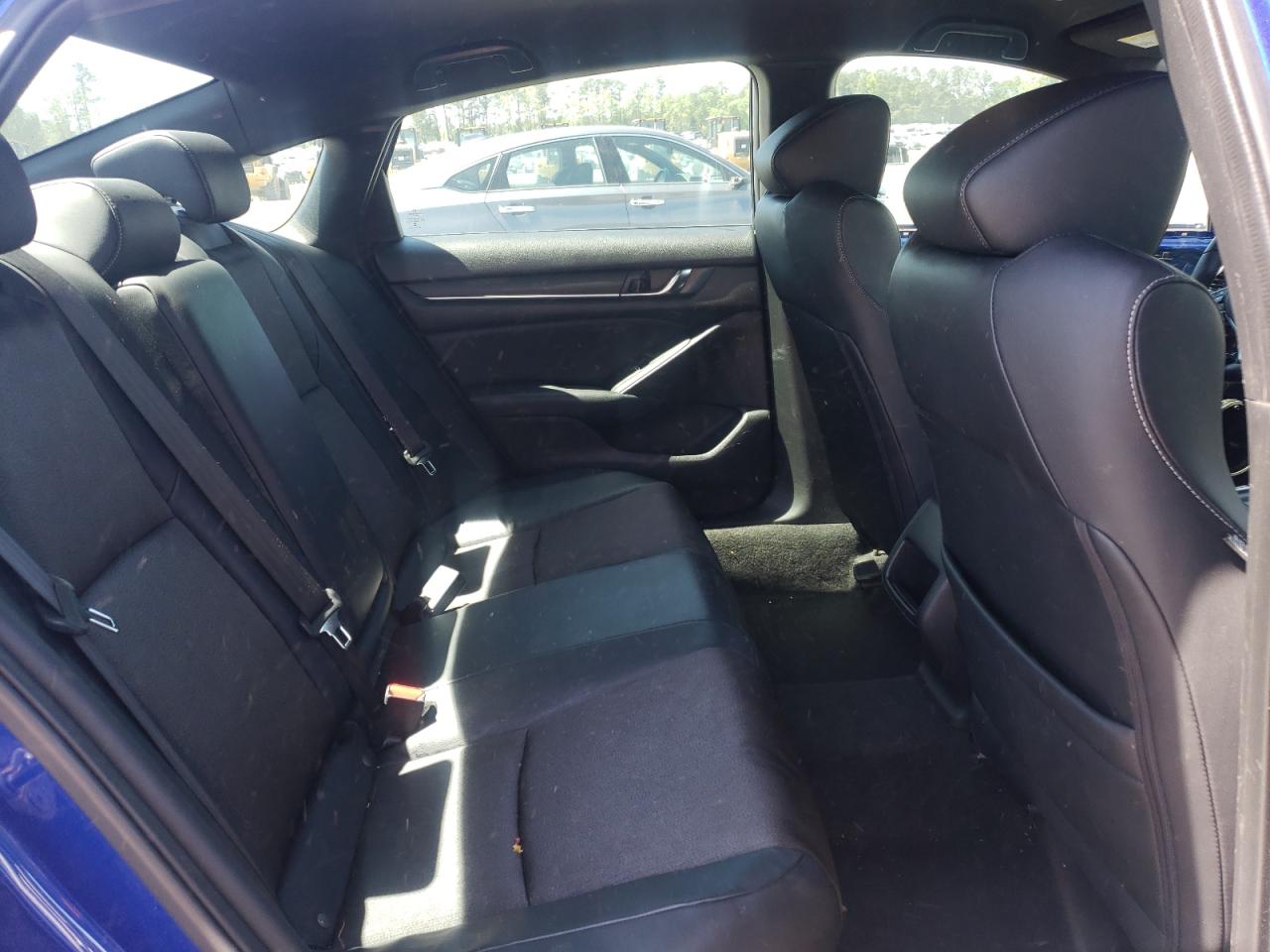 1HGCV1F37JA001990 HONDA ACCORD 2018