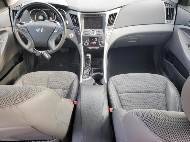  HYUNDAI SONATA 2013 Серебристый