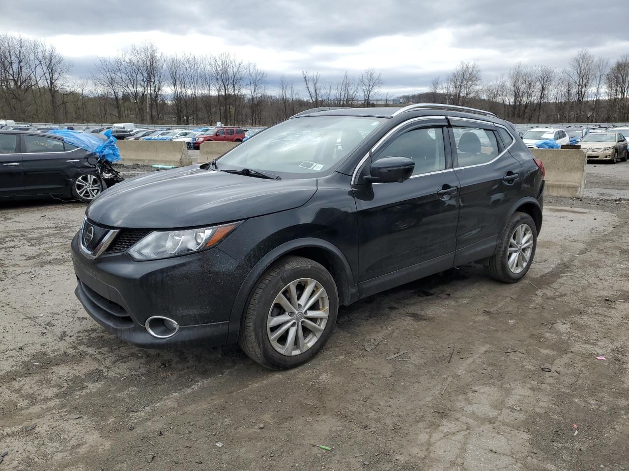 JN1BJ1CR3JW294162 NISSAN ROGUE 2018
