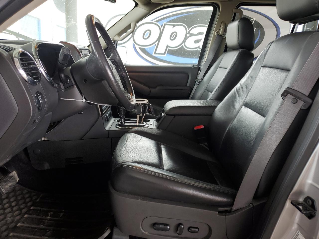 2008 Ford Explorer Limited VIN: 1FMEU758X8UB31972 Lot: 53743895
