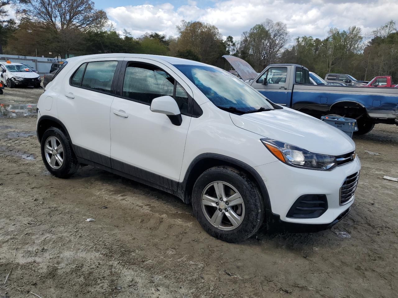 KL7CJKSM0MB368949 CHEVROLET TRAX 2021