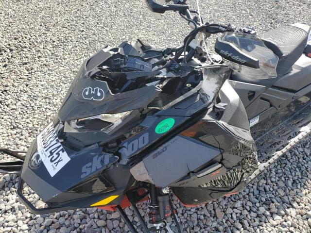 2021 SKIDOO RENEGADE