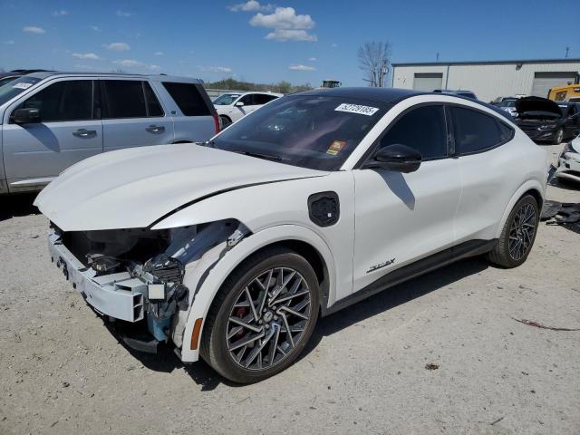 FORD MUSTANG MA 2022