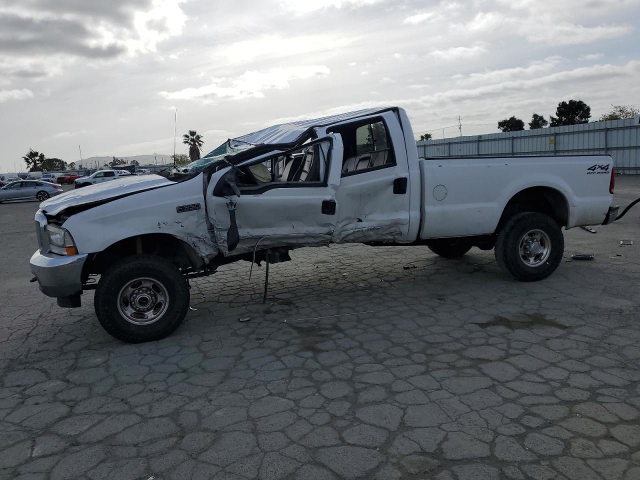 2002 Ford F350 Srw Super Duty de vânzare în Martinez, CA - Rollover