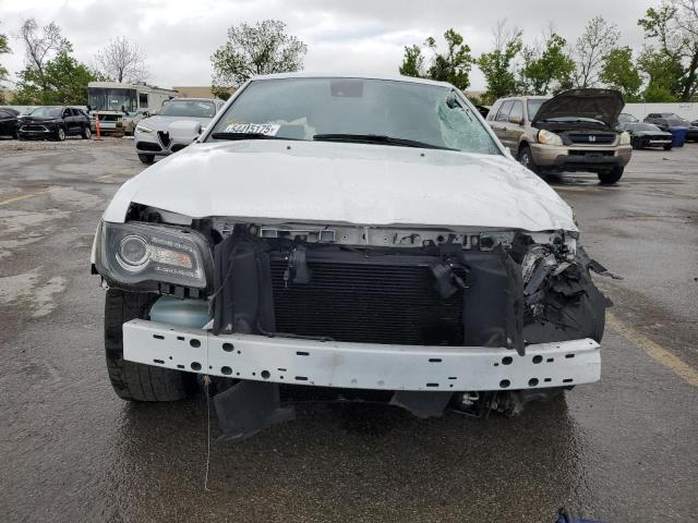  CHRYSLER 300 2023 Белый