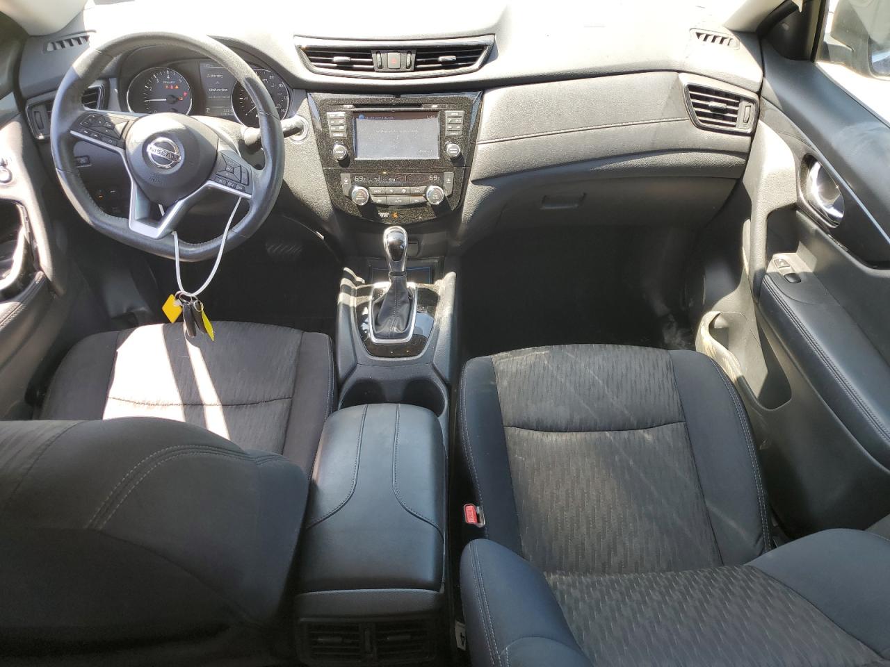 5N1AT2MV5HC878249 NISSAN ROGUE 2017