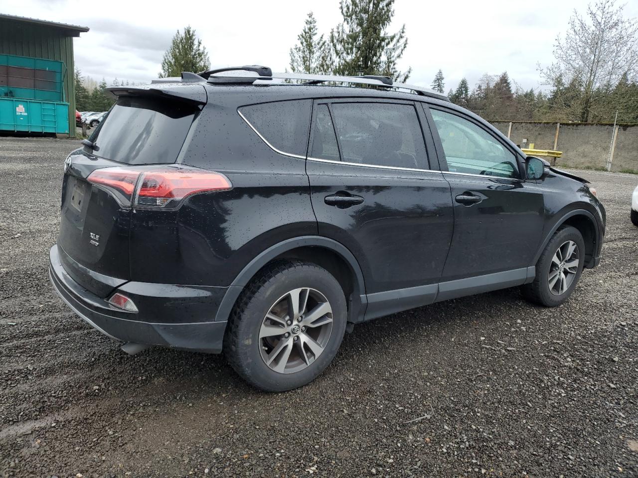2T3RFREV6JW720057 TOYOTA RAV4 2018