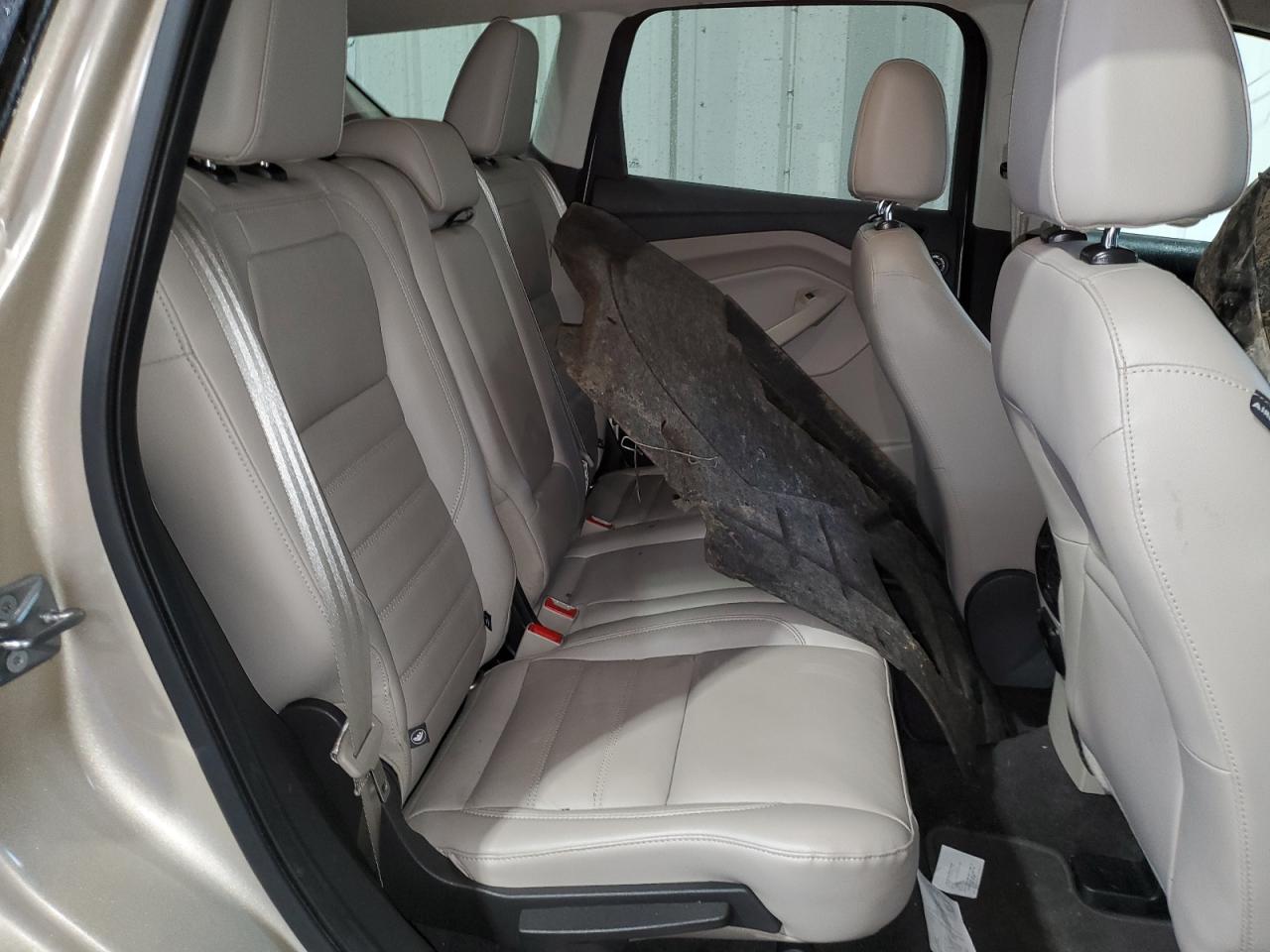1FMCU0GD7HUE87319 FORD ESCAPE 2017