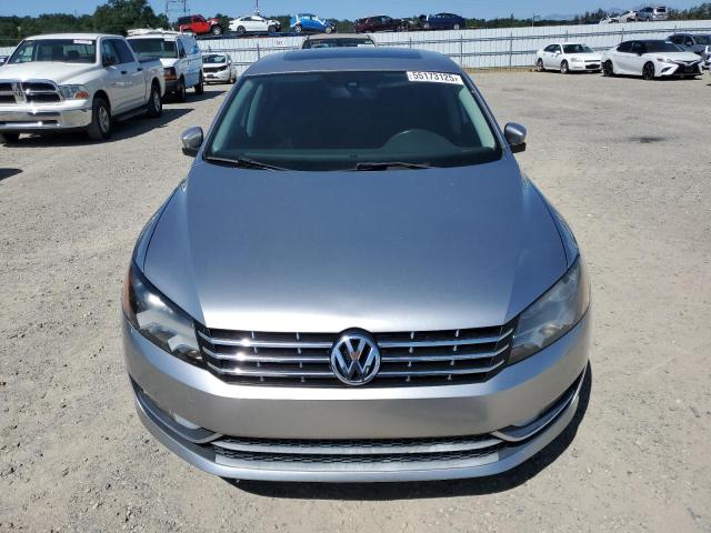  VOLKSWAGEN PASSAT 2013 Silver