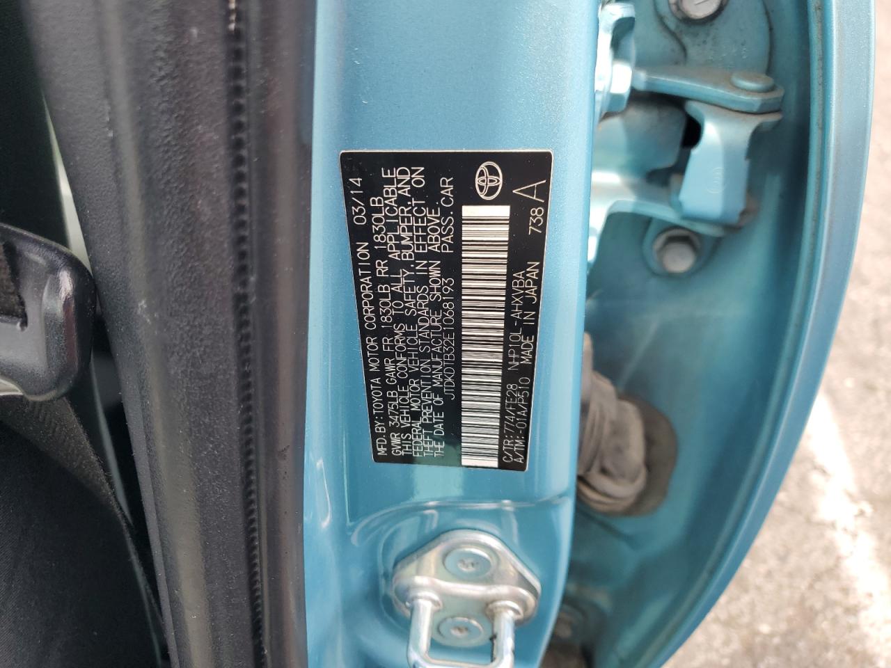 2014 Toyota Prius C VIN: JTDKDTB32E1068193 Lot: 53104145