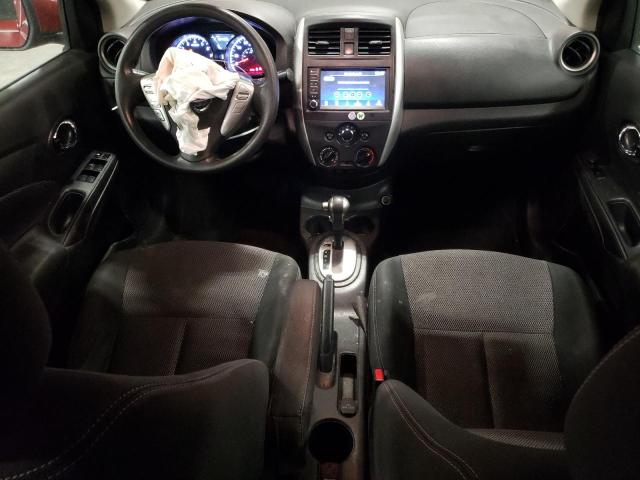  NISSAN VERSA 2019 Czerwony