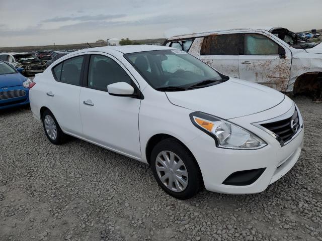  NISSAN VERSA 2016 Білий