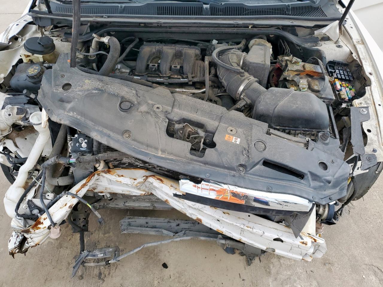 2011 Ford Taurus Limited VIN: 1FAHP2FW5BG113044 Lot: 55077745