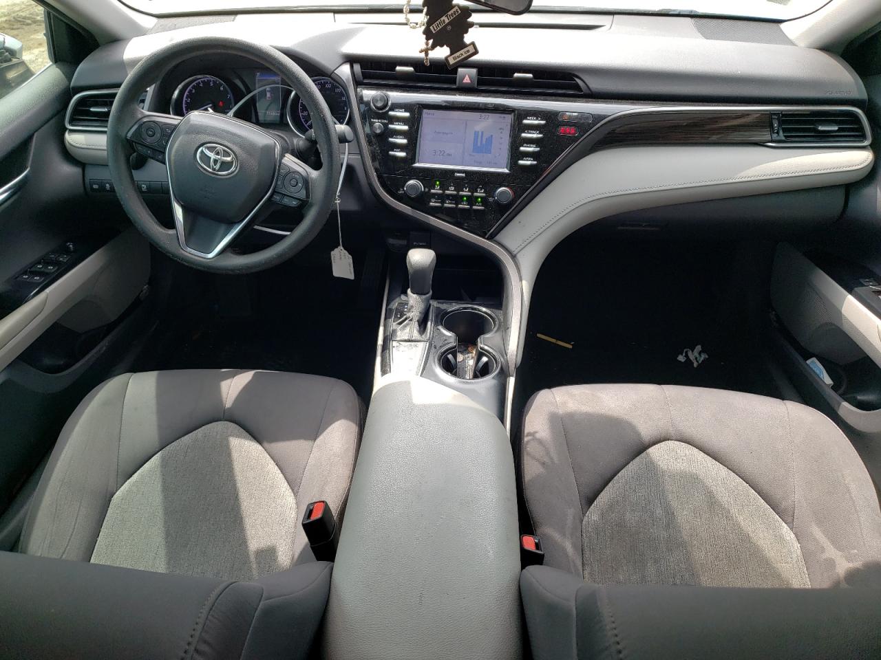 2020 Toyota Camry Le VIN: 4T1C11AK2LU351811 Lot: 55042685