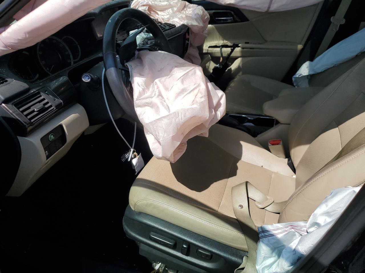 1HGCR2F86HA150682 HONDA ACCORD 2017