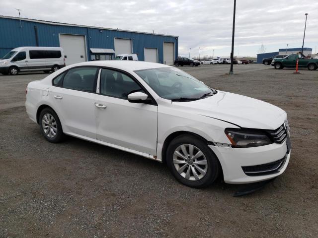Седаны VOLKSWAGEN PASSAT 2013 Белый