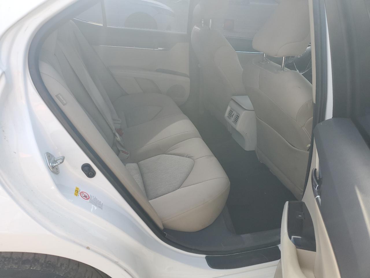 JTNB11HK1J3000635 TOYOTA CAMRY 2018