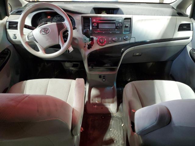 2013 TOYOTA SIENNA 