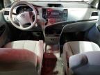 2013 TOYOTA SIENNA  à vendre chez Copart ON - COOKSTOWN