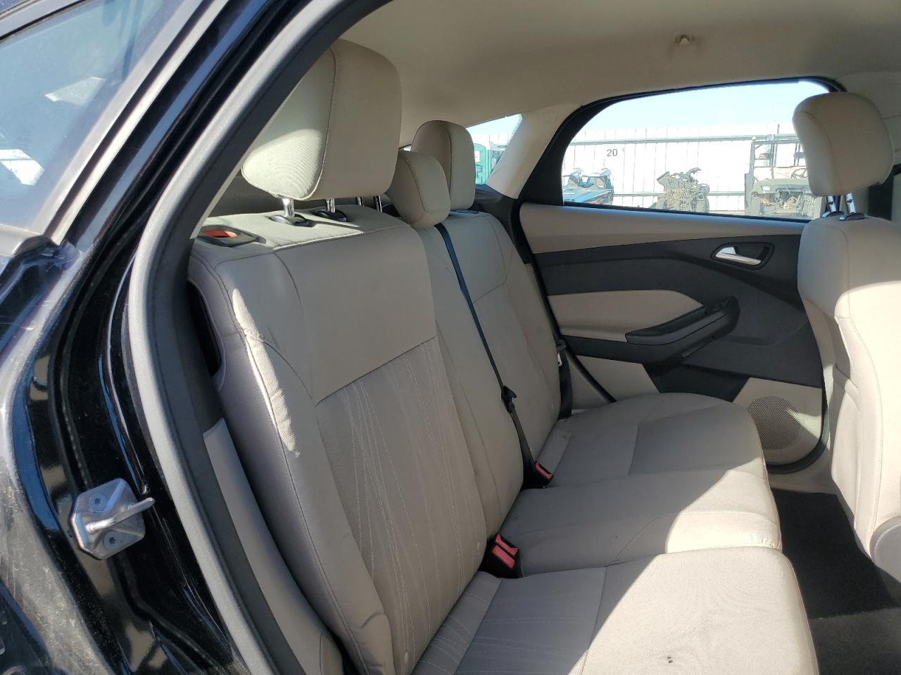 1FADP3K27HL231295 FORD FOCUS 2017