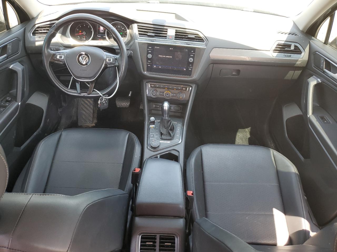 Фото: 3VV2B7AX7JM157239 - 8