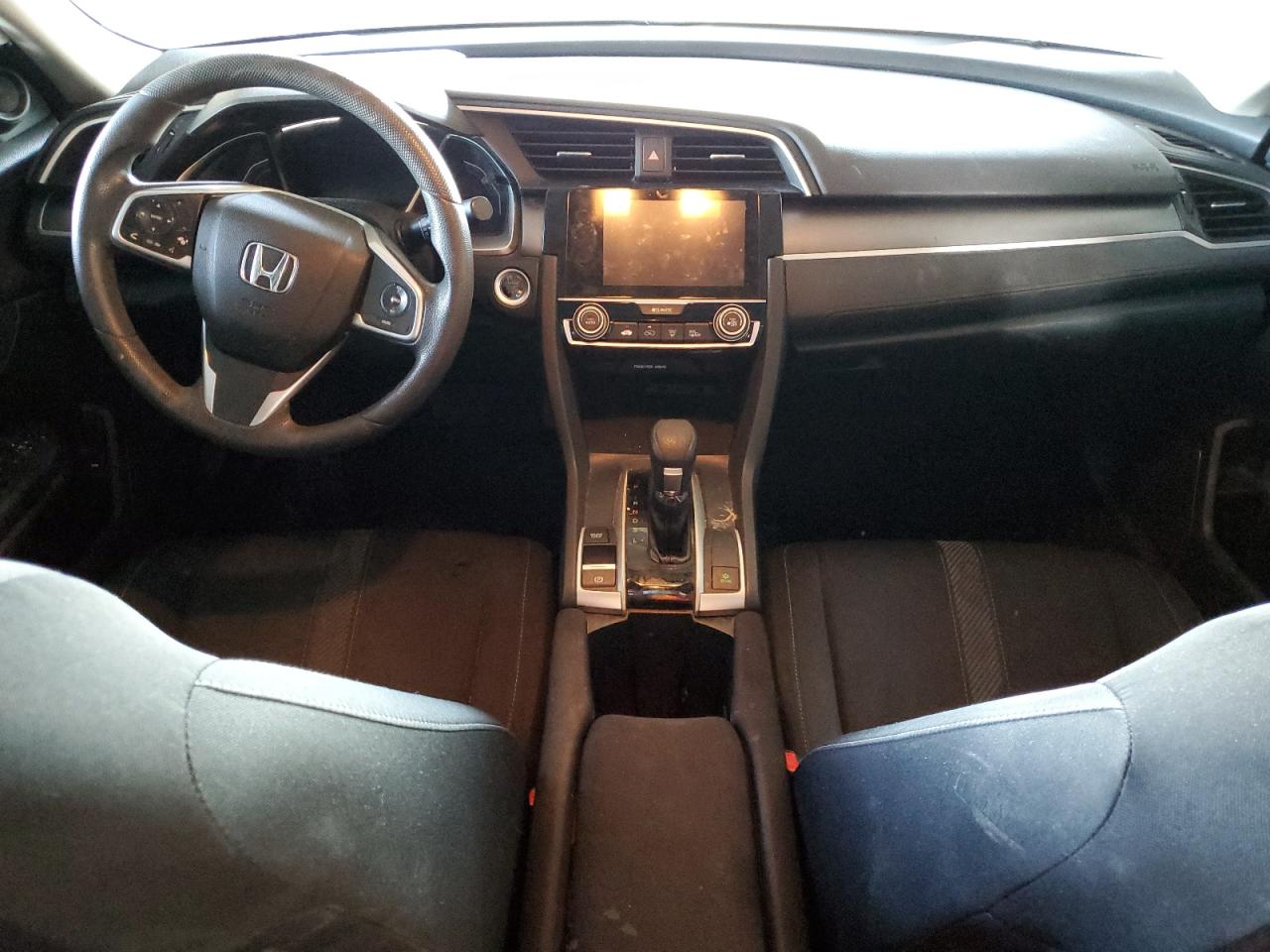 19XFC2F7XHE046181 HONDA CIVIC 2017