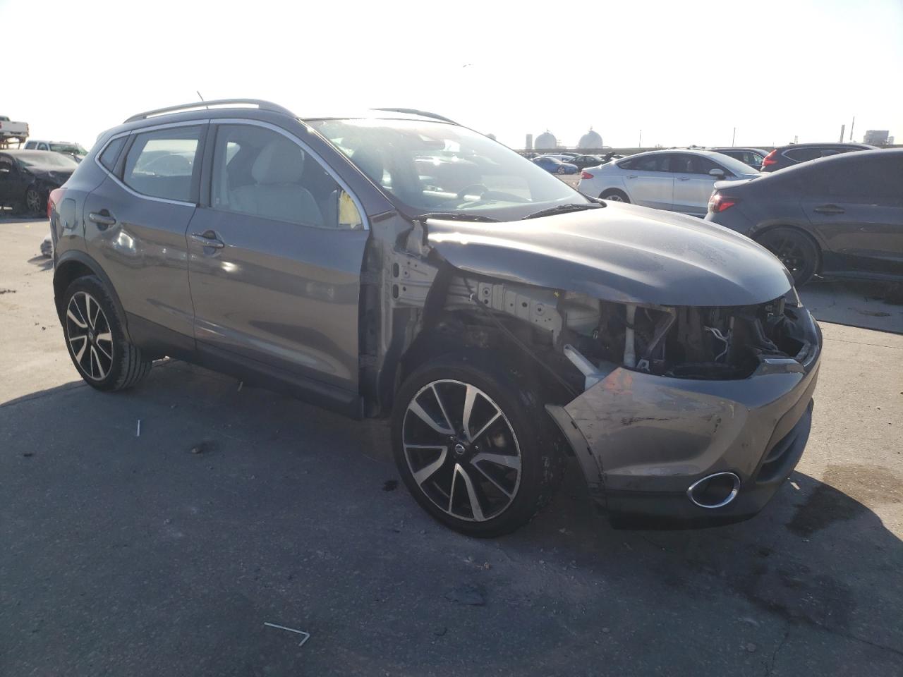 JN1BJ1CP3HW007072 NISSAN ROGUE 2017