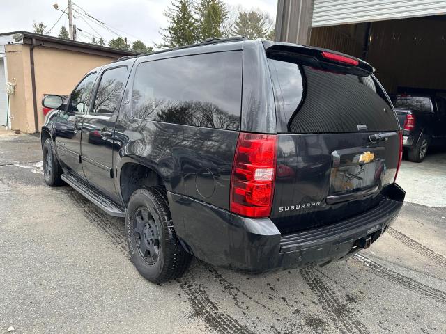 Parquets CHEVROLET SUBURBAN 2013 Black