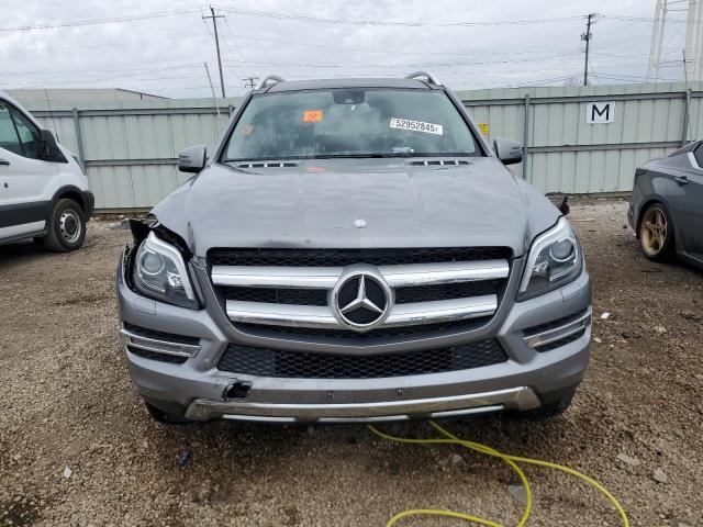  MERCEDES-BENZ GL-CLASS 2016 Серебристый