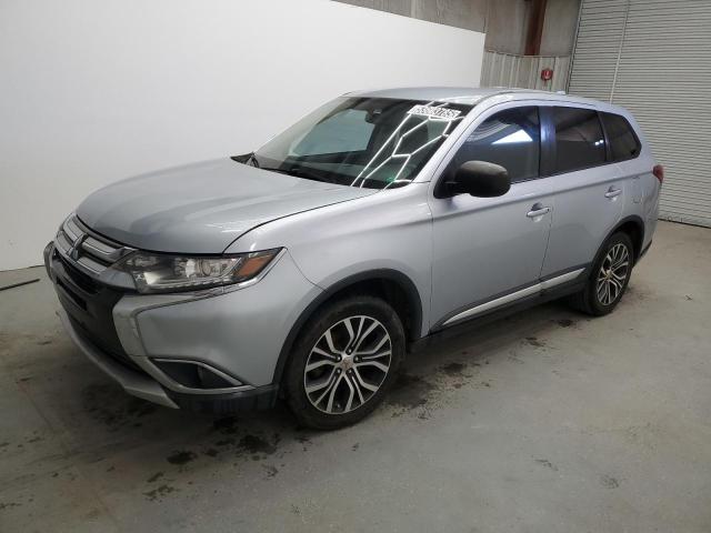  MITSUBISHI OUTLANDER 2017 Srebrny