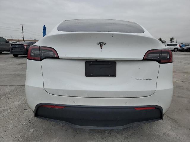 TESLA MODEL Y 2022 Белый